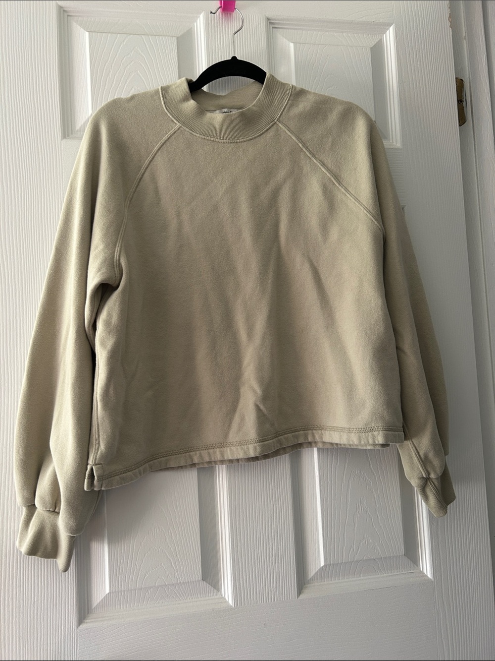 ❤️ CLOSET CLEAR OUT! Abercrombie & Fitch Ribbed Crewneck Sweatshirt - Light Sage